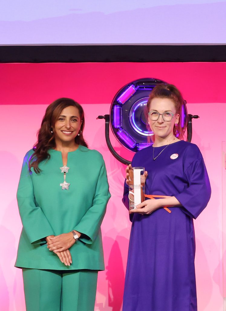 F61676CA-616F-4AA8-8760-329100DFF18E